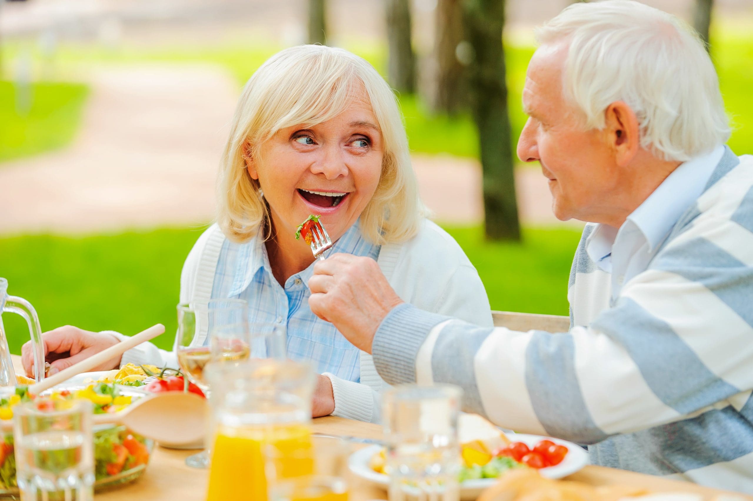 Dentures - Kensington Court Clinic - happy couple with dentures - Benefits of having dentures