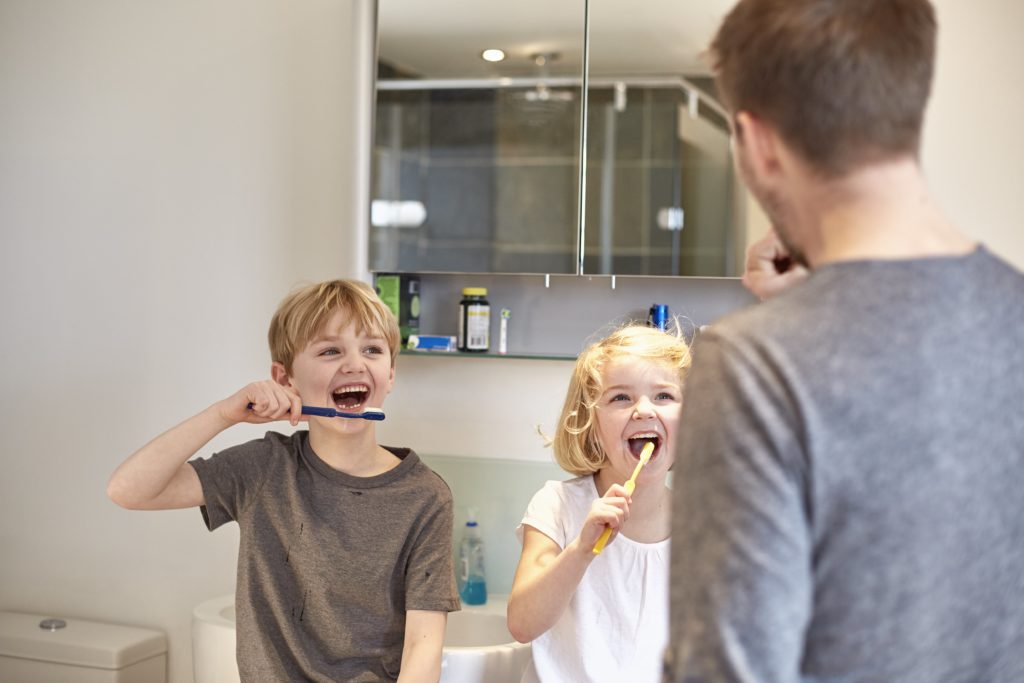 Top tips for maintaining your child's dental health img1 (4)
